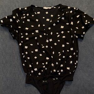 Lush Black and White Patterned Top